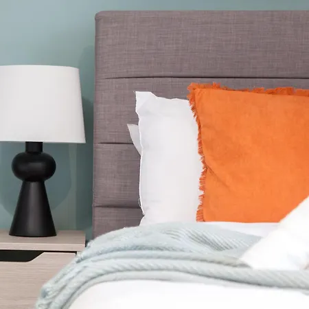 1 Bedroom Flat - Long Term Rates-contractors-professionals-relocation Apartament