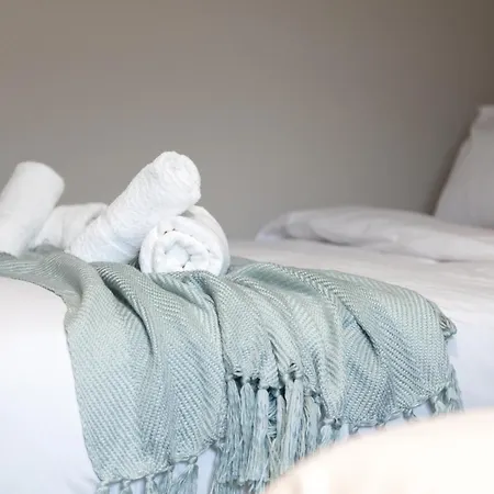 1 Bedroom Flat - Long Term Rates-contractors-professionals-relocation Apartment