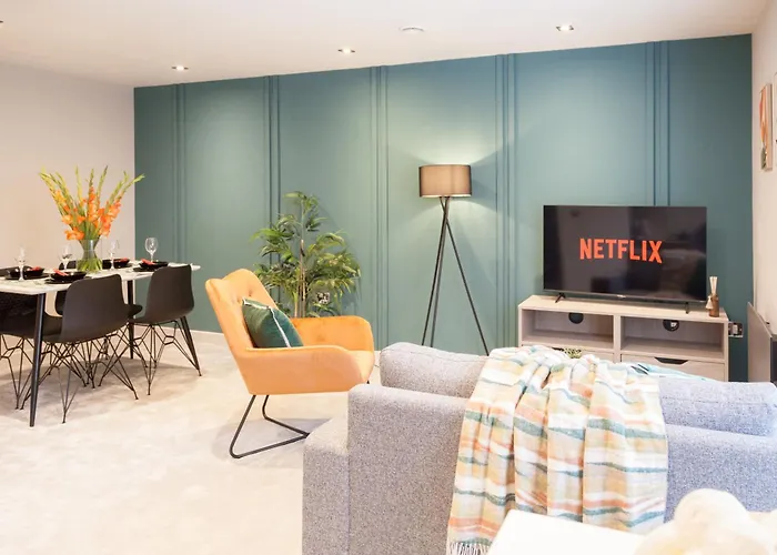 1-bedroom - Walk To Station - Long Rates 아파트 *